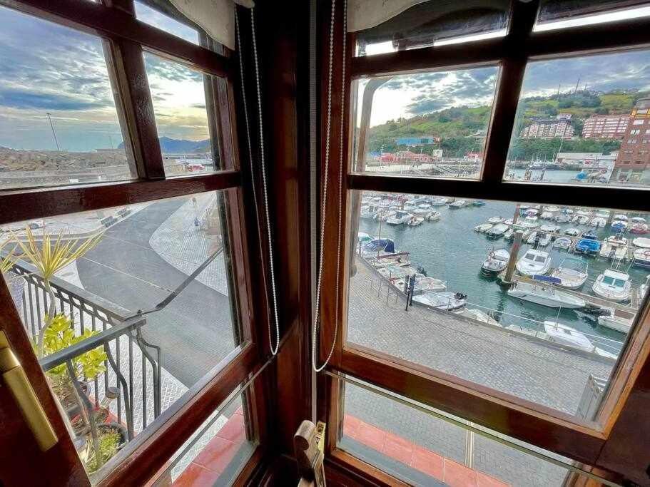 Utsa Eski Piso Con Encanto En 1ª Linea De Puerto Bermeo Exterior foto